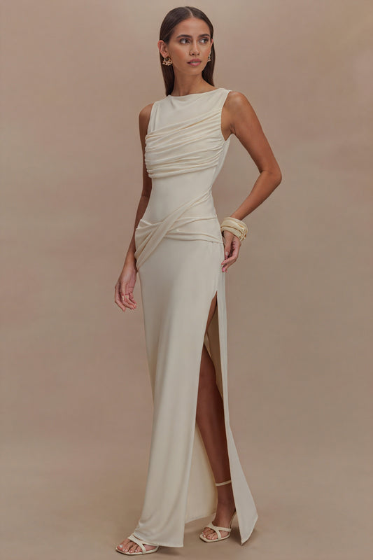 Robe Longue Femme - Coupe Ajustée, Détails Élégants, Silhouette Sculptée-Midi Dresses-Marais Paris-Marais Paris