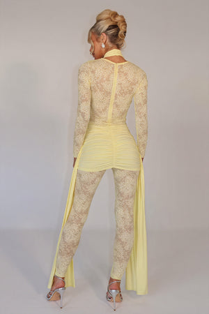 Robe Silhouette Fluide Détails Floraux - Élégance Moderne-Jumpsuits-Marais Paris-Marais Paris