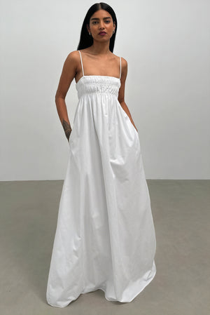 Robe Maxi à Bretelles - Encolure Carrée, Poches Latérales-Maxi Dresses-Marais Paris-Blanc-S-Marais Paris