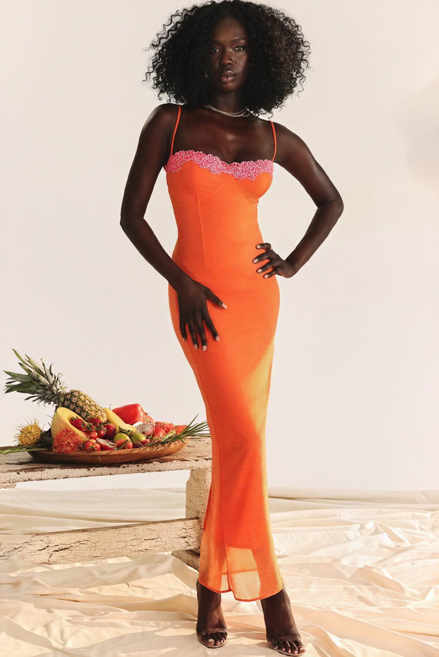 Robe Moulante Femme - Bretelles Fines, Longueur Maxi/Midi-Midi Dresses-Marais Paris-Marais Paris