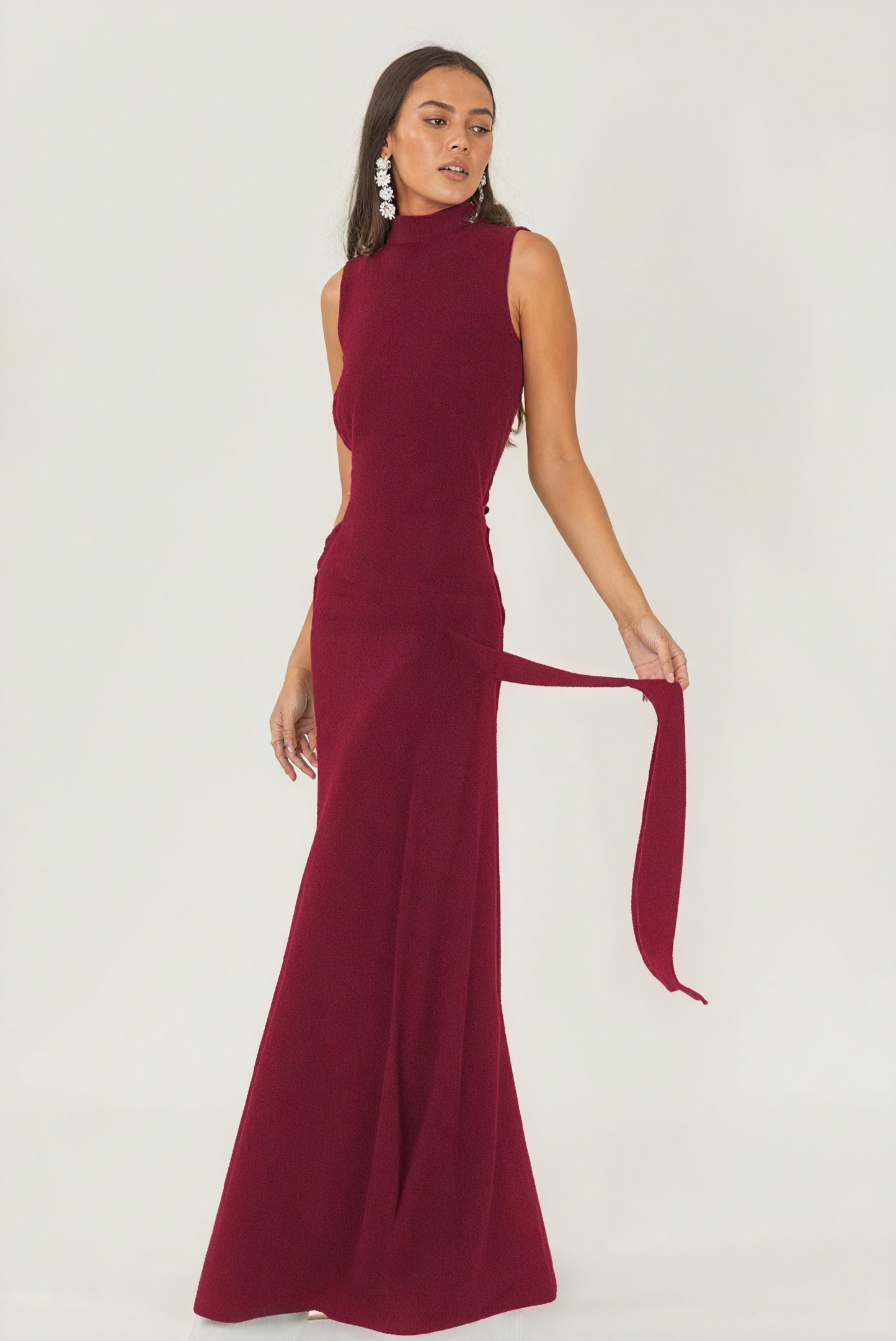 Robe Longue Femme - Col Montant, Coupe Cintrée, Détail Fluide-Maxi Dresses-Marais Paris-Rouge-S-Marais Paris