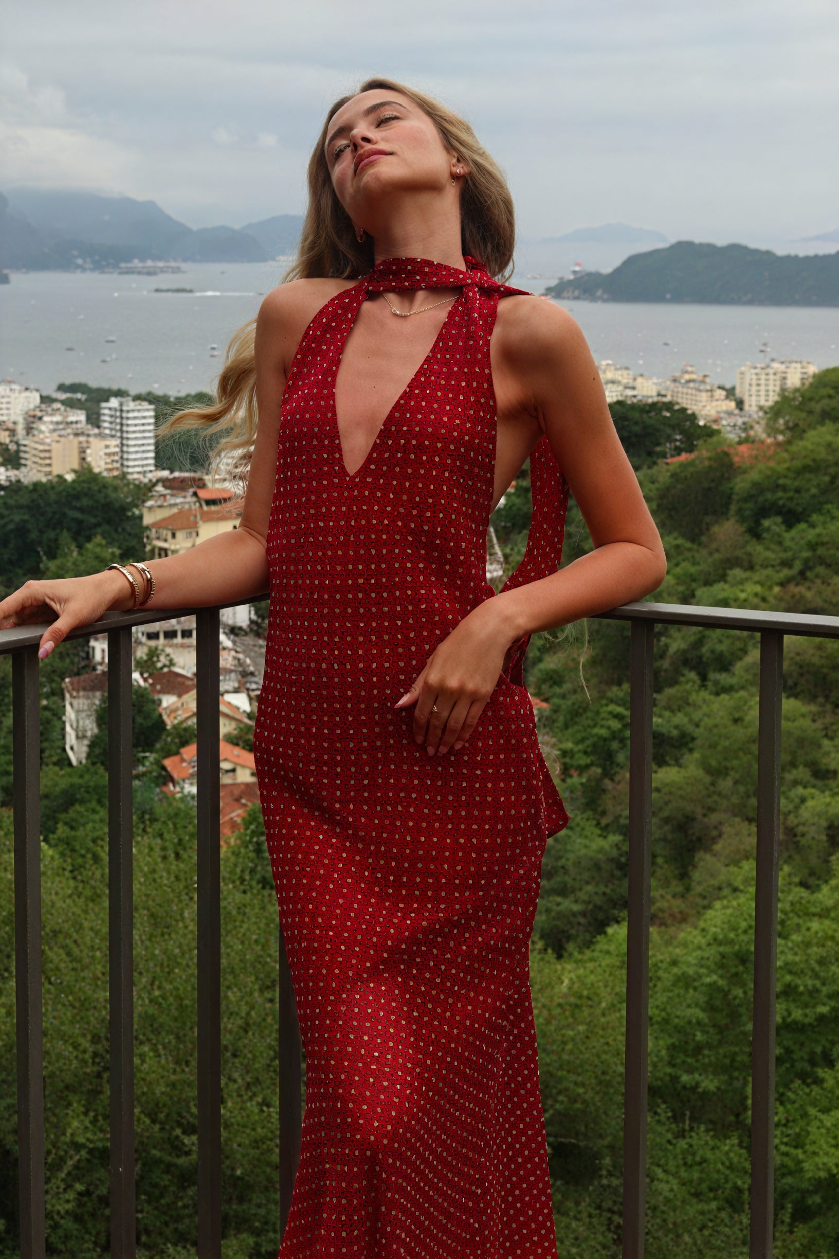 Robe Longue Femme - Halter, Dos Nu, Coupe Fluide-Maxi Dresses-Marais Paris-Rouge-S-Marais Paris