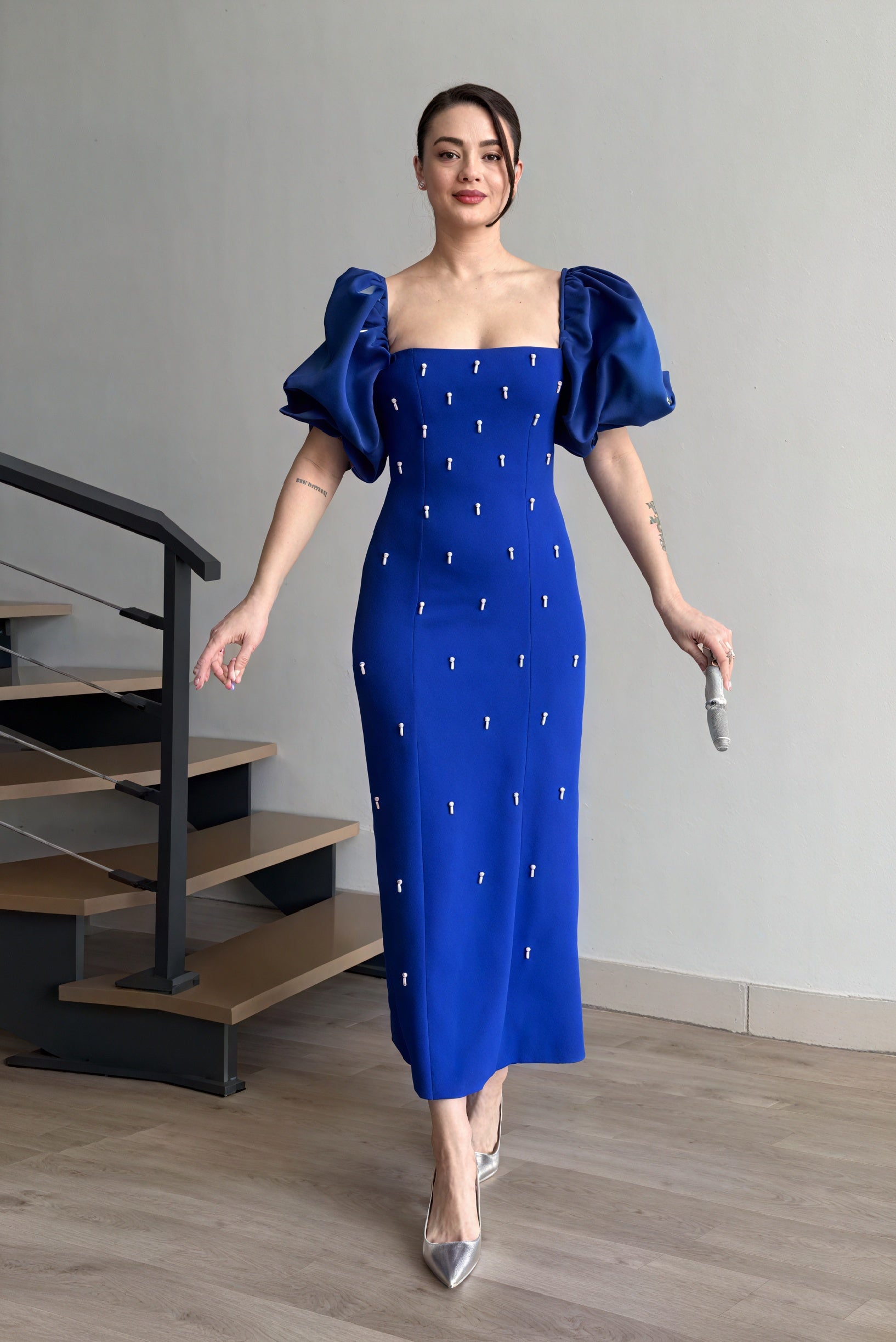 Robe Midi Femme - Silhouette Ajustée, Manches Bouffantes, Élégante-Maxi Dresses-Marais Paris-Bleu-XS-Marais Paris