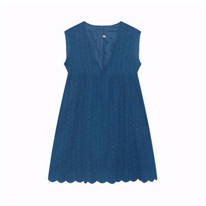 Robe sans manches col V, tissu perforé respirant, ourlet festonné unique, style chic décontracté pour l'été-Marais Paris-Bleu Marine-XS-Marais Paris