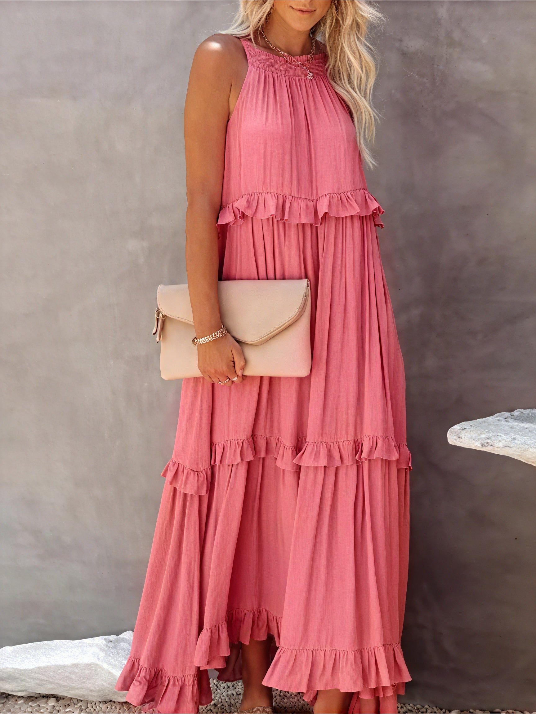 Robe Maxi Fluide Femme Col Halter Volants Délicats Légère Confortable Été Élégance Sans Effort-81649-7f0fc72d-415b-44c9-94e0-32655f8d3580