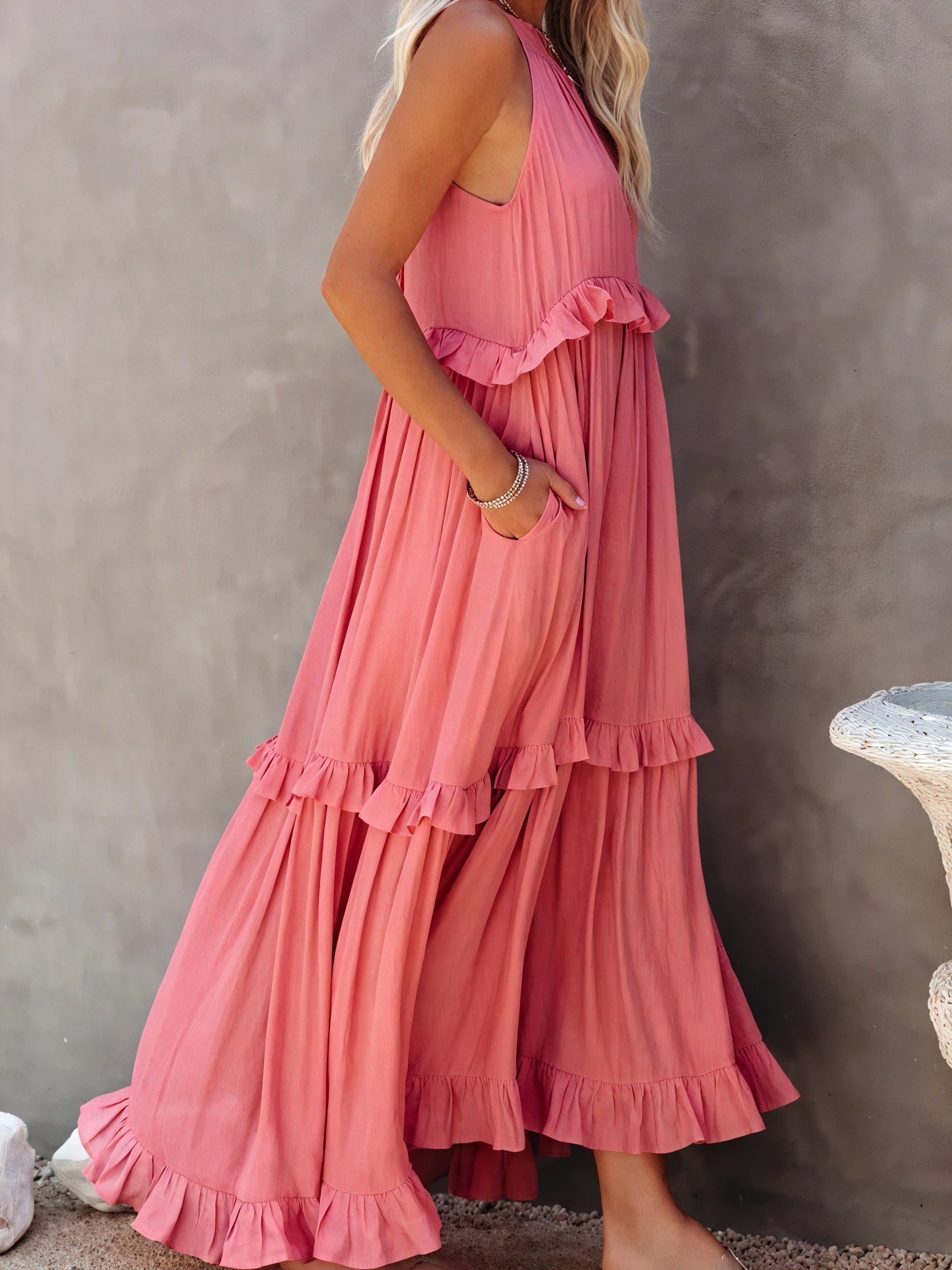 Robe Maxi Fluide Femme Col Halter Volants Délicats Légère Confortable Été Élégance Sans Effort-81649-7cf9329f-c32d-4996-b580-d34bebd31432