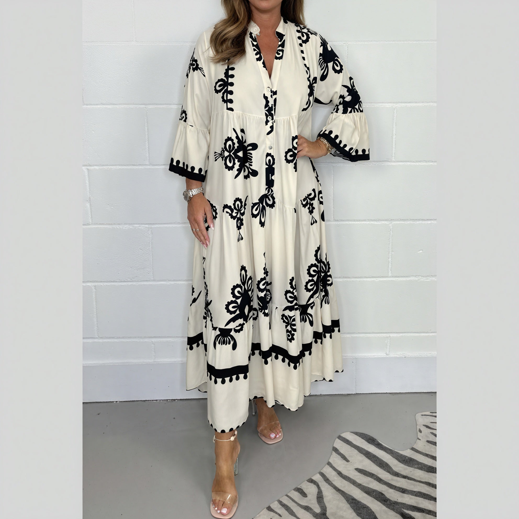 Robe Longue Bohème Motifs Floraux Coupe Fluide Manches Évasées-Marais Paris-Beige-M-Marais Paris