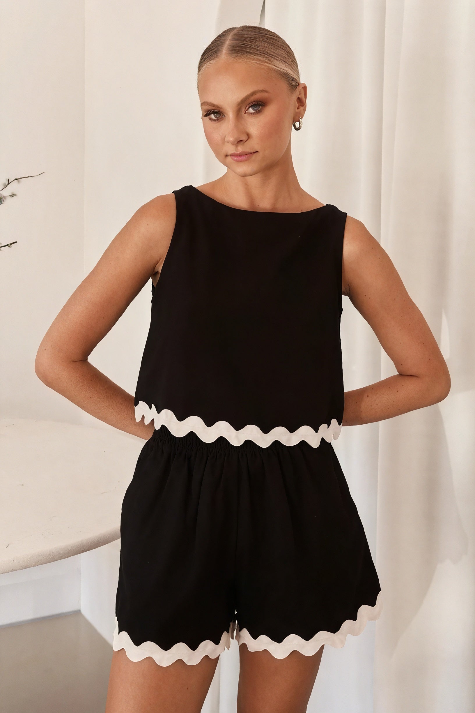 Top et Short Femme Ensemble Deux Pièces Scallopé-Shorts-Marais Paris-Noir-S-Marais Paris