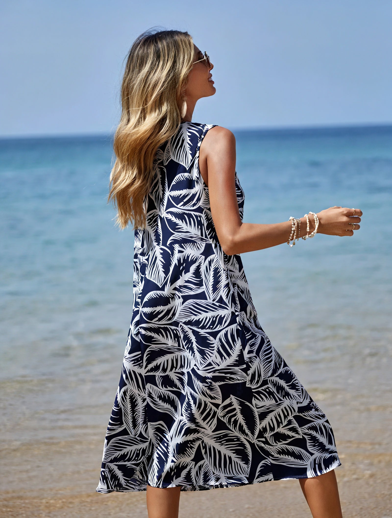 Robe Midi Femme Imprimé Feuilles Tropicales, Coupe A-Ligne, Sans Manches-Dresses-Marais Paris-Marais Paris