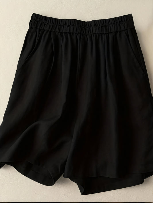 Shorts Fluides Taille Haute - Coupe A-Line, Poches Latérales-Shorts-Marais Paris-Noir-S-Marais Paris