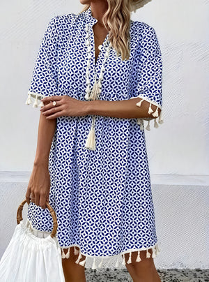 Robe Courte Femme – Motif Géométrique Bleu Blanc, Détails Pompons, Légère-82531-dc123c0b-a995-4fee-9251-2bef717b12a1