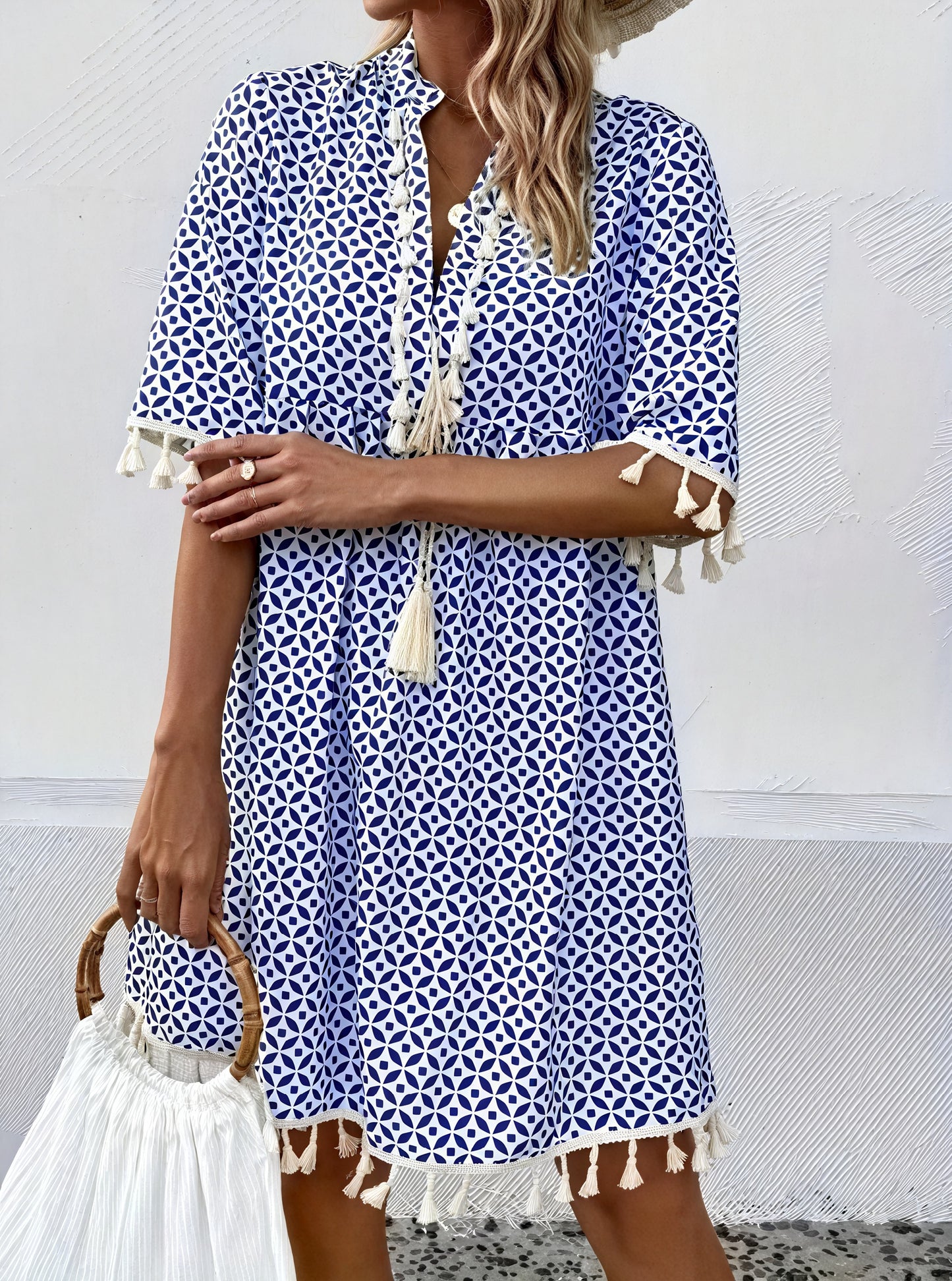 Robe Courte Femme – Motif Géométrique Bleu Blanc, Détails Pompons, Légère-82531-dc123c0b-a995-4fee-9251-2bef717b12a1