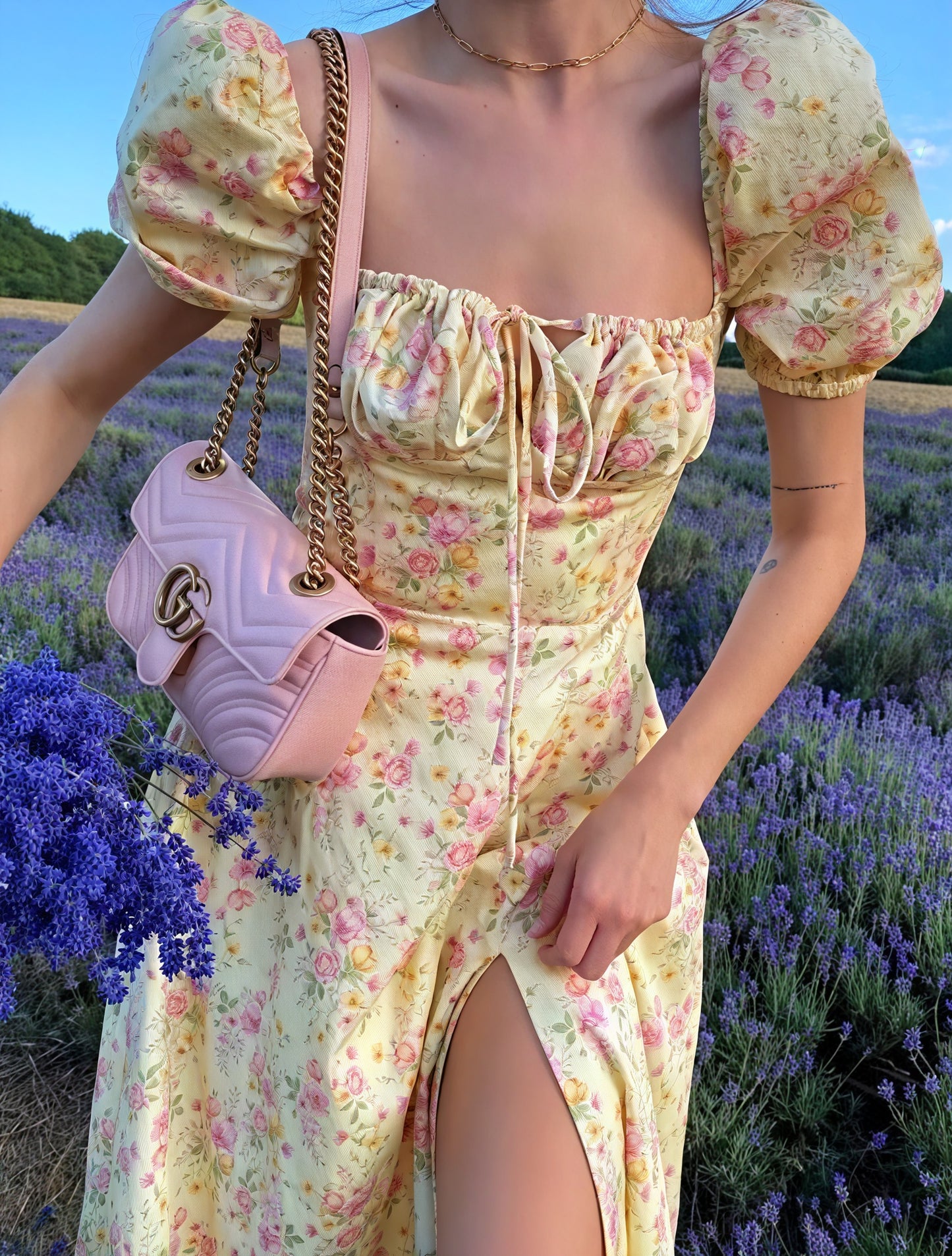 Robe Fleurie Femme Col Carré Manches Bouffantes Fente Haute Nœud Poitrine Romantique Été-82654-2a852fec-08c1-4e82-a7ac-d2597e55f445