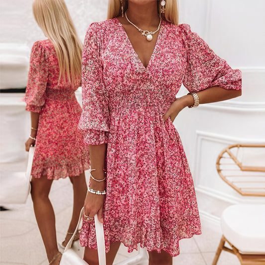 Robe Florale Courte - Encolure en V, Manches 3/4, Taille Ajustée-Dresses-Marais Paris-Rouge-S-Marais Paris