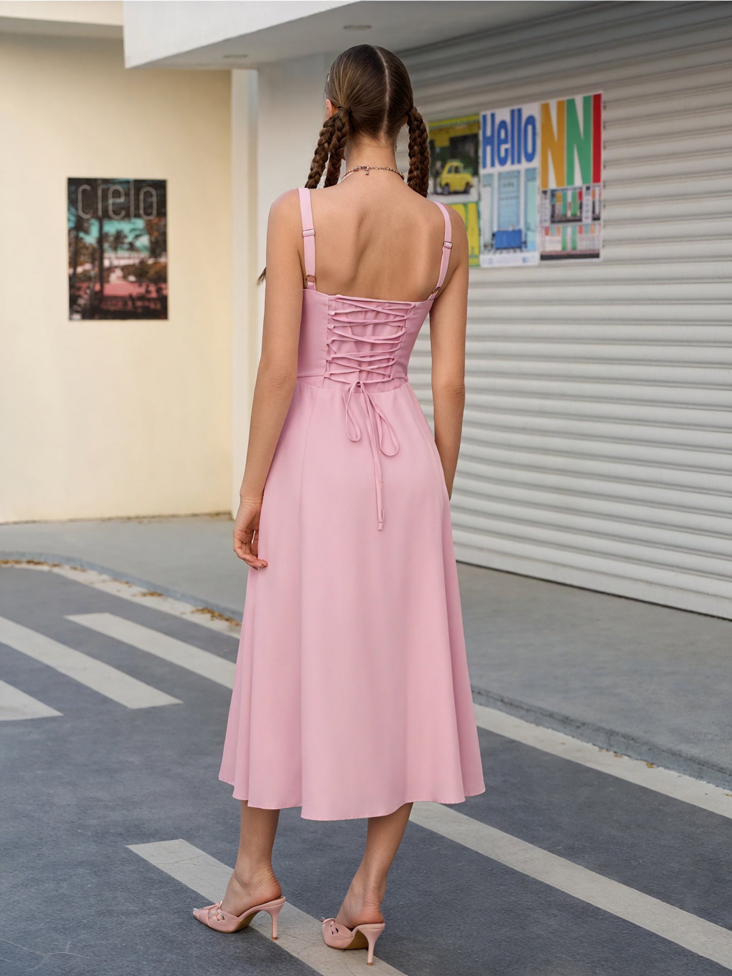 Robe Midi Fluide Détails Féminins Coupe Confortable-Marais Paris-Marais Paris