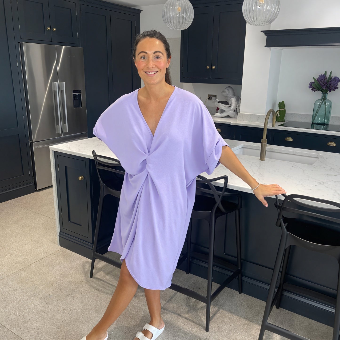 Robe Midi Détail Nœud Torsadé Manches Courtes-Belle Rose Fashion-Bellerose Fashion