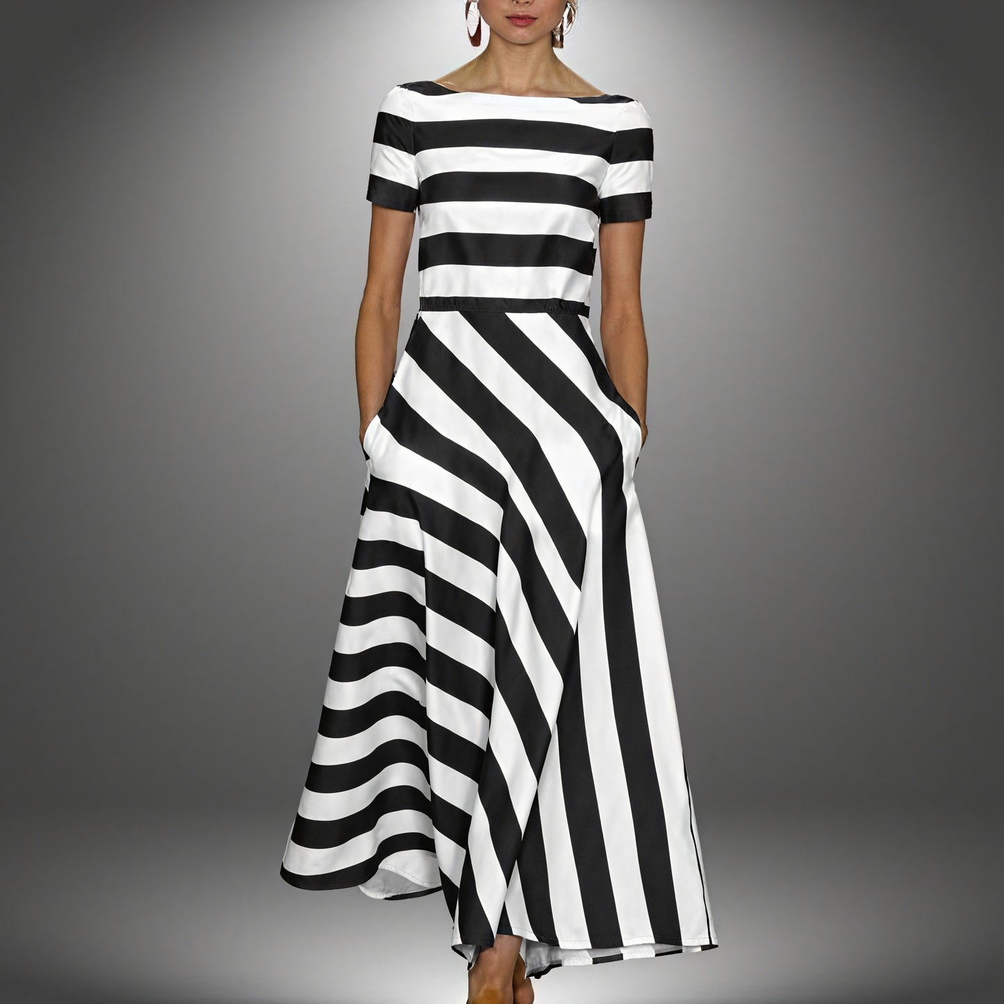 Robe Midi Rayée Élégante Coupe Trapèze Poches-Marais Paris-Noir-S-Marais Paris