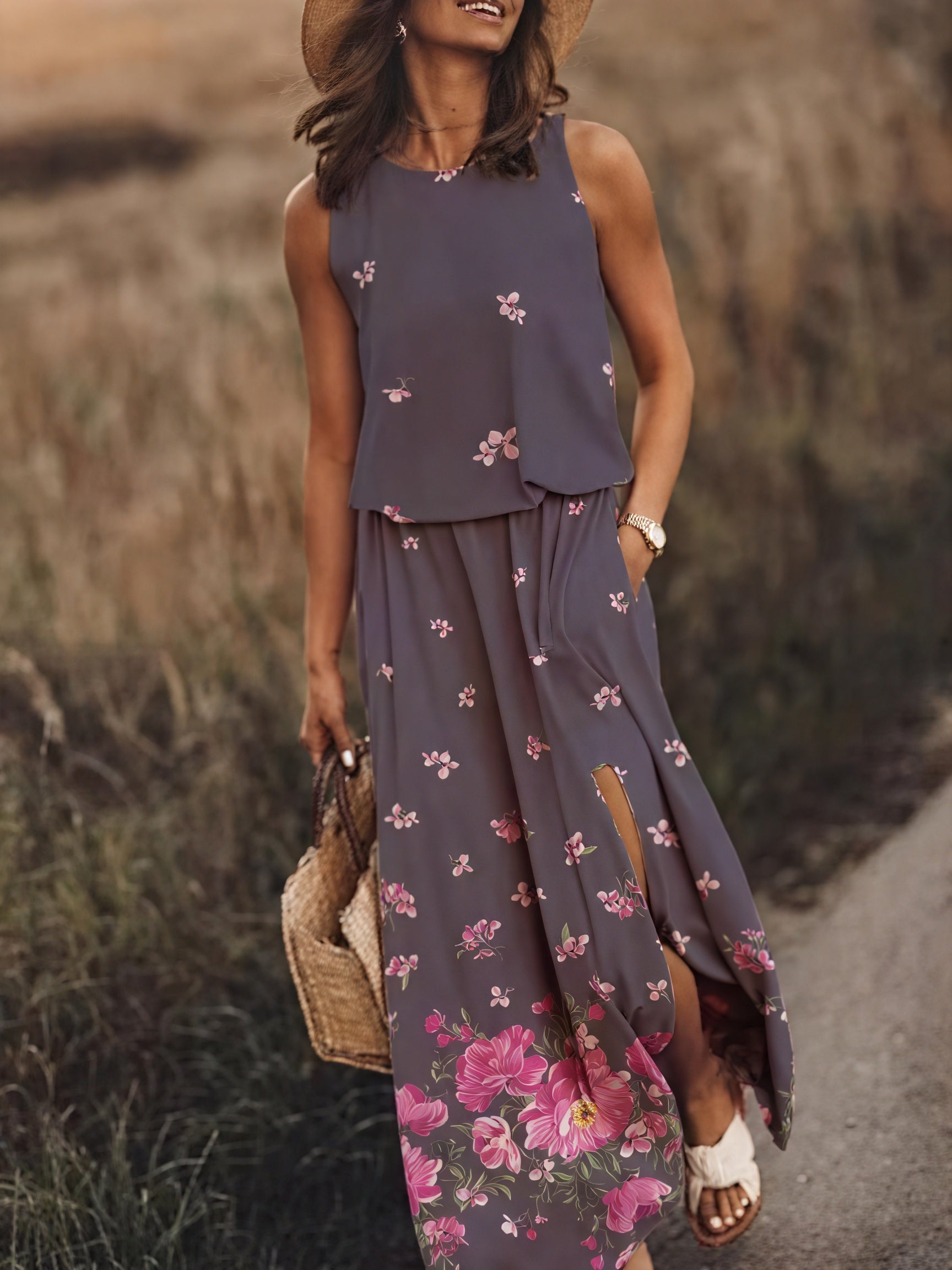 Robe longue sans manches à fente latérale et poches, motif floral/rayé unique – Confort élégant pour l'été-Marais Paris-Marais Paris