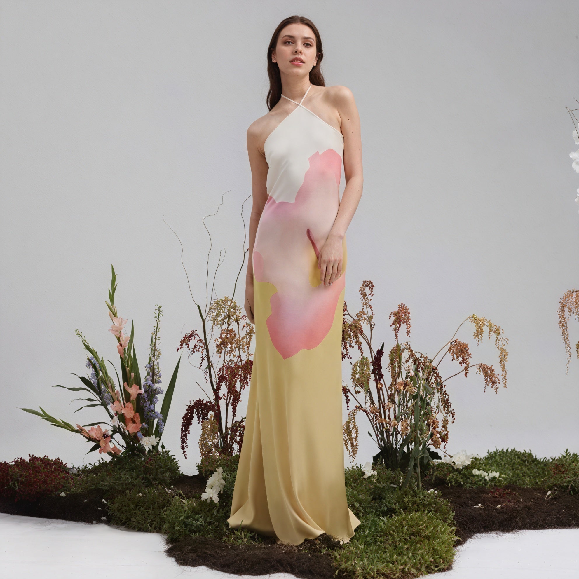 Robe Maxi Femme – Imprimée Asymétrique, Col Halter, Sans Manches-83229-0e02d918-bc2b-48c8-bf23-70e6cb54b47e