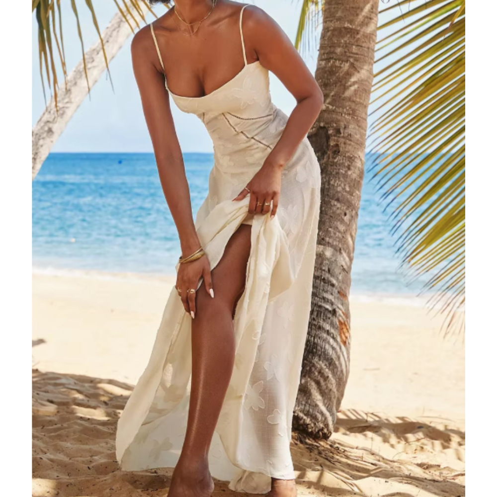 Robe Longue Silhouette Divine – Élégance Intemporelle