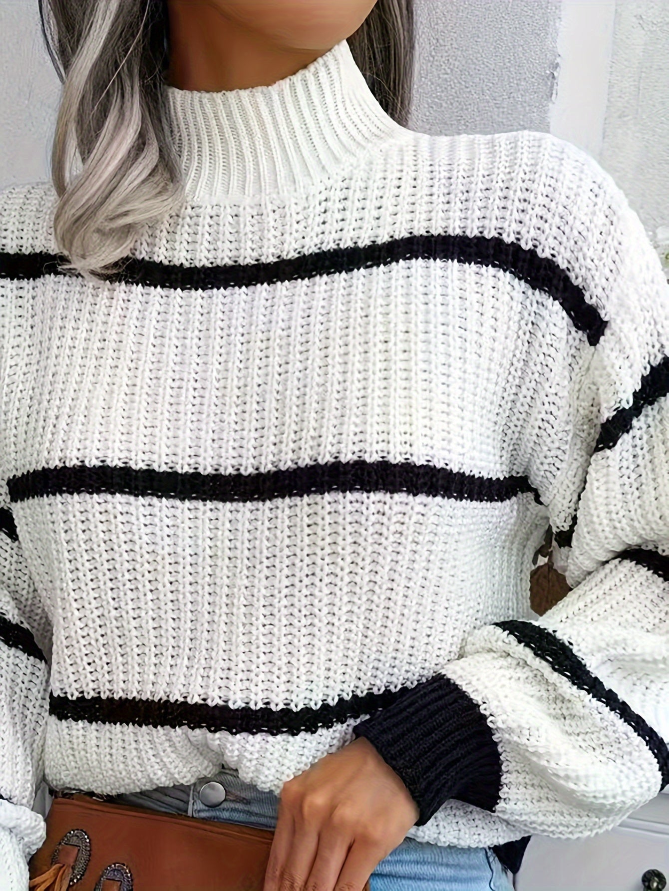 Pull Femme Col Roulé Rayé – Blanc et Noir, Maille Confortable, Marais Paris-74366-93e1f7b0-c175-4f81-b005-802e8a3c9d76