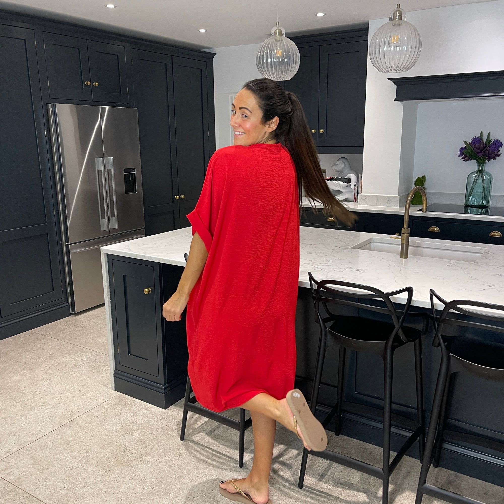 Robe Midi Détail Nœud Torsadé Manches Courtes-Belle Rose Fashion-Bellerose Fashion
